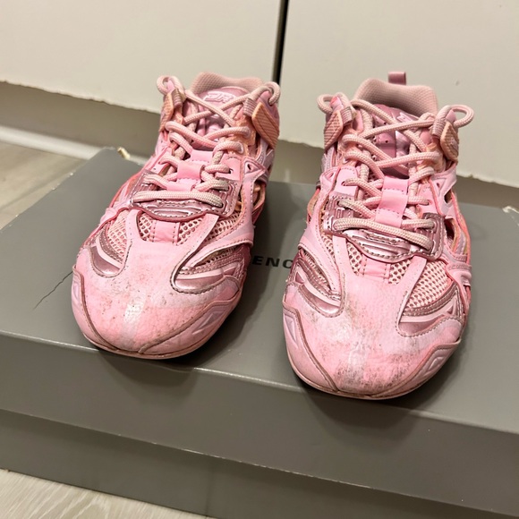 BALENCIAGIA PINK SNEAKERS - Picture 11 of 11